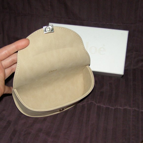 NEW w/Box CHLOÉ Carlina Pearl Round-frame Sunglasses In Gold Gradient Pe… - Picture 14 of 16